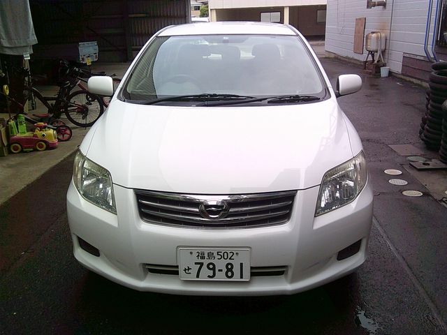 TOYOTA COROLLA AXIO 2011