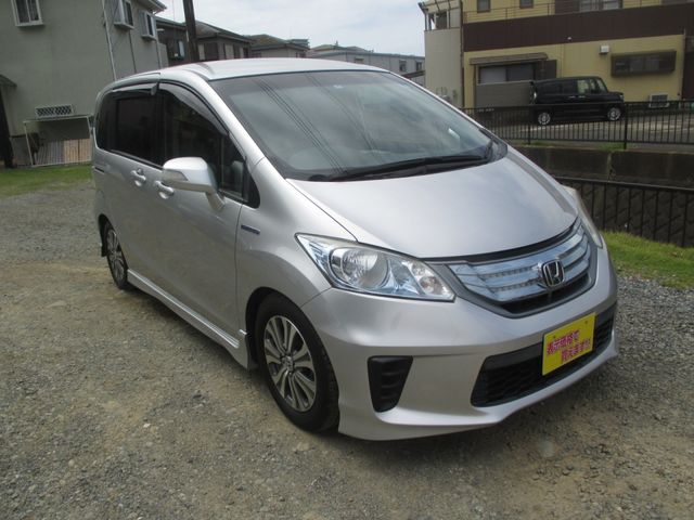 HONDA FREED HYBRID 2013