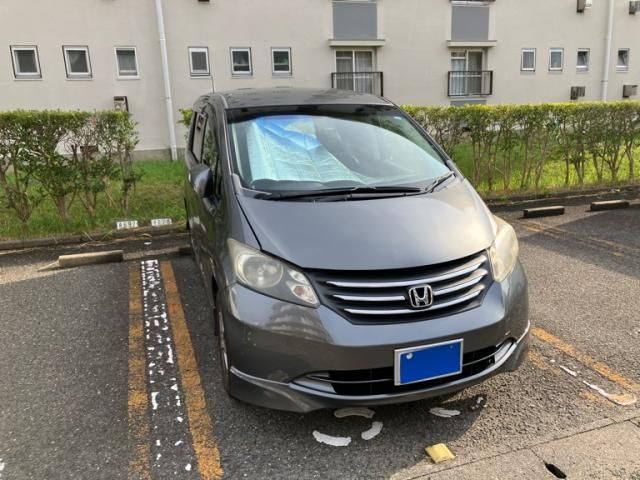 HONDA FREED 2009