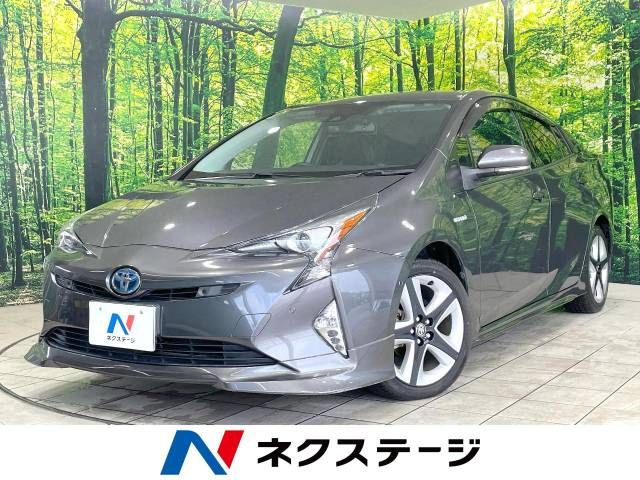 TOYOTA PRIUS 2018