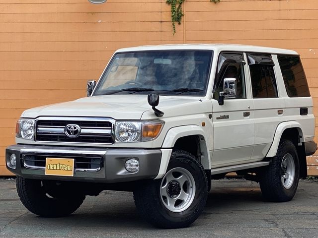 TOYOTA LANDCRUISER van 2015