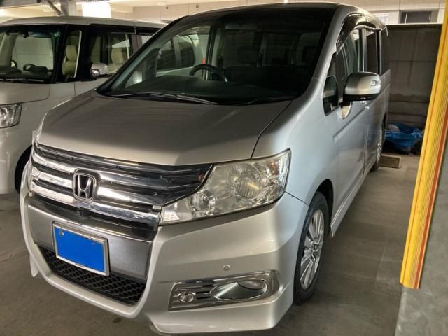 HONDA STEPWAGON SPADA 2010