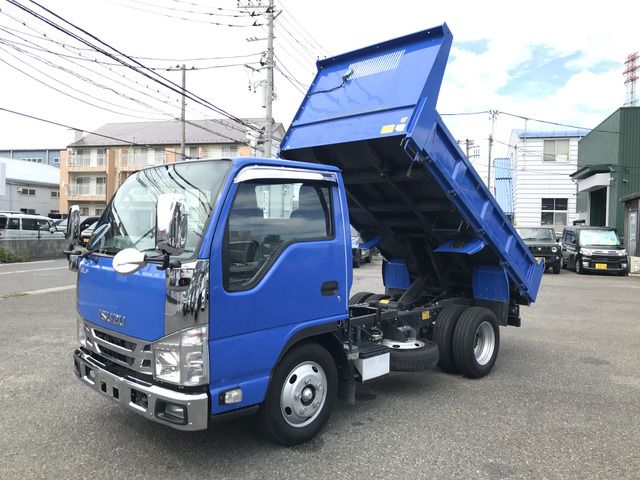 ISUZU エルフ 2015