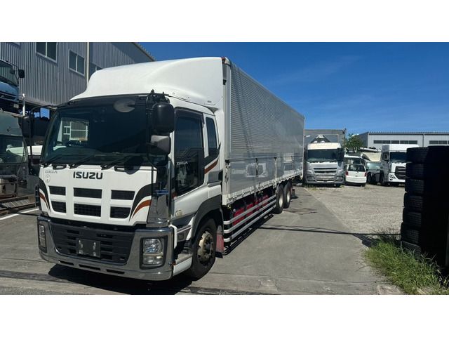 ISUZU GIGA 2015