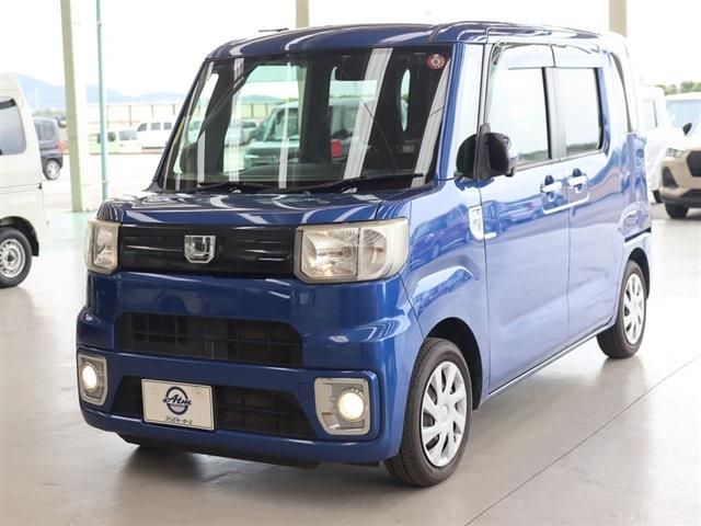 DAIHATSU WAKE 2016