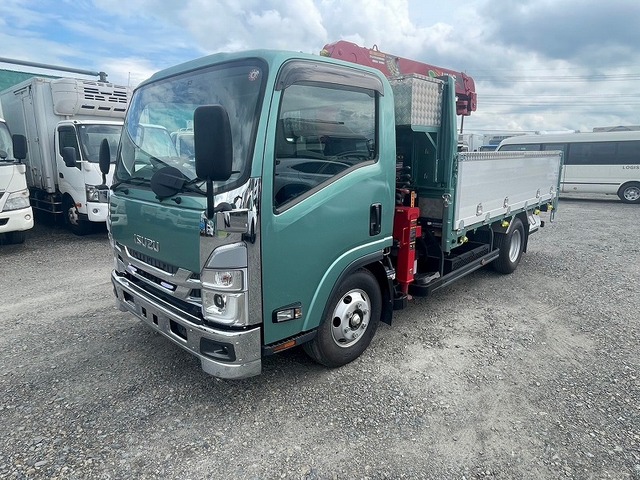 Isuzu ELF 2021