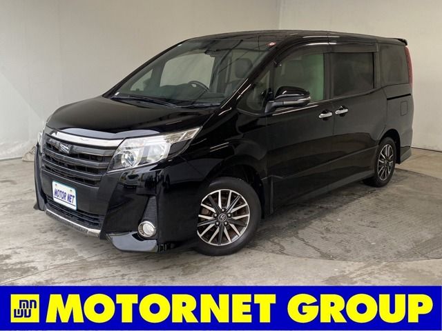 TOYOTA NOAH 2016