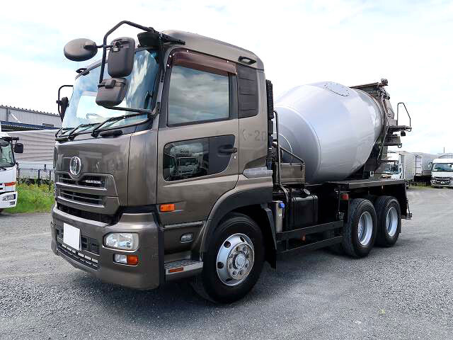 UD Trucks QUON 2006