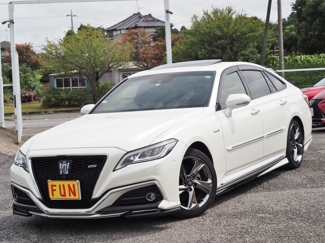 TOYOTA CROWN sedan hybrid 2018