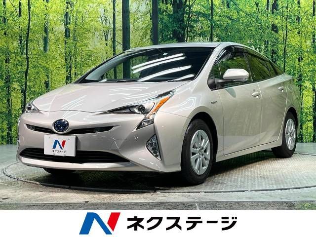 TOYOTA PRIUS 2017