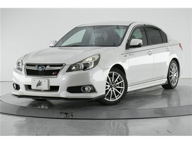 SUBARU LEGACY B4 2013