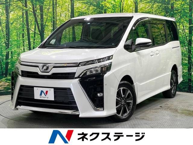 TOYOTA VOXY 4WD 2017