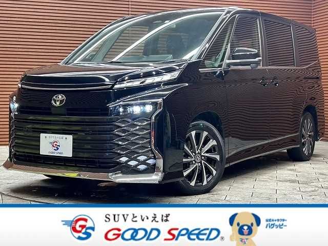 TOYOTA VOXY 2022