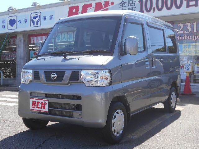 NISSAN NV100 CLIPPER 2012