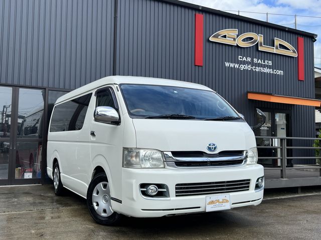 TOYOTA HIACE wagon 2010