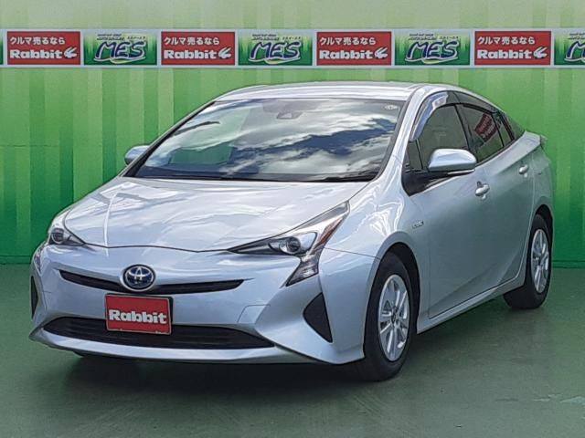 TOYOTA PRIUS 2017