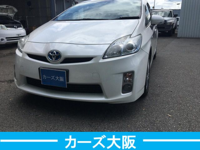 TOYOTA PRIUS 2011