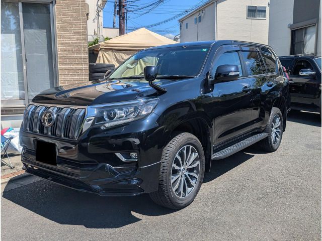 TOYOTA LANDCRUISER PRADO 2019