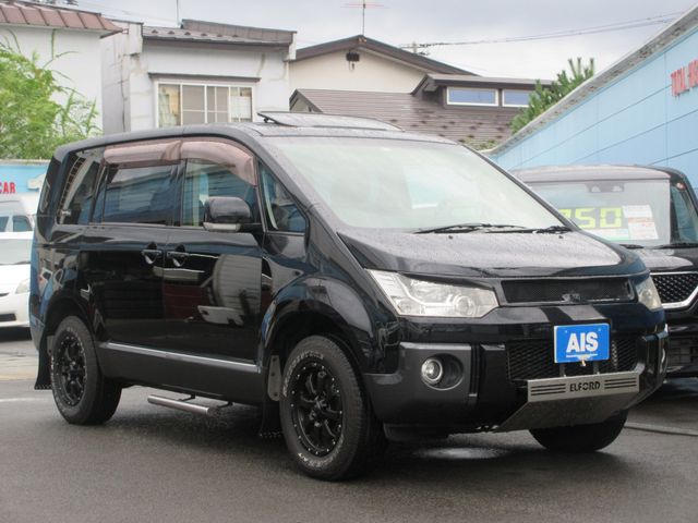 MITSUBISHI DELICA D:5 4WD 2008