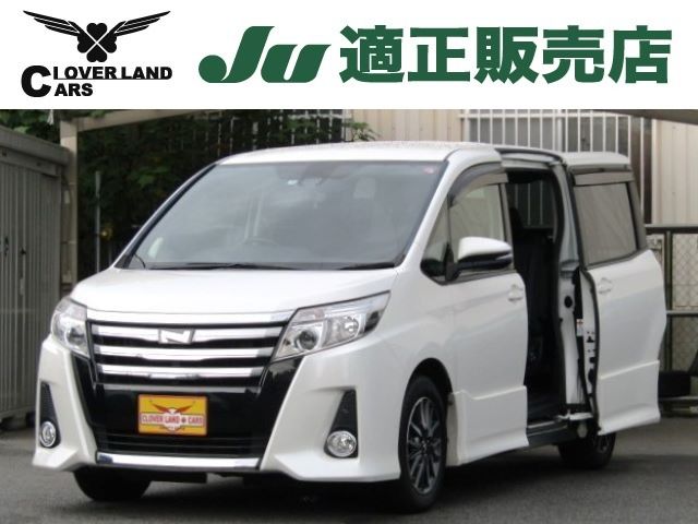 TOYOTA NOAH 2017