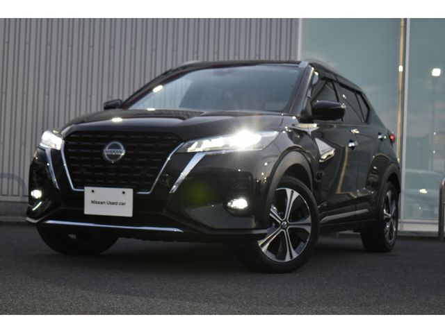 NISSAN KICKS 2021