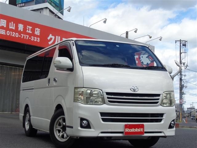 TOYOTA HIACE van 2WD 2011