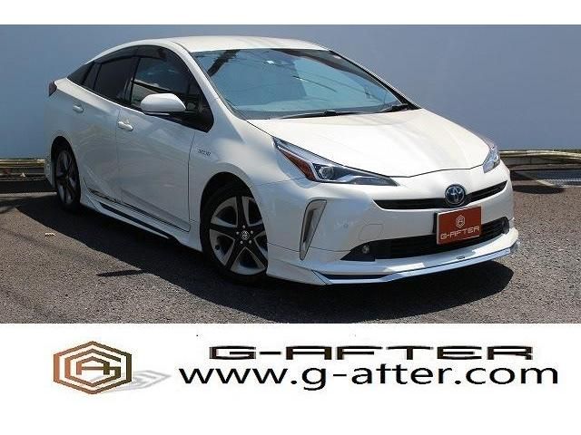 TOYOTA PRIUS 2020