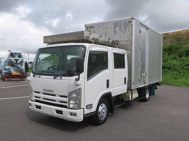 Isuzu ELF 2010