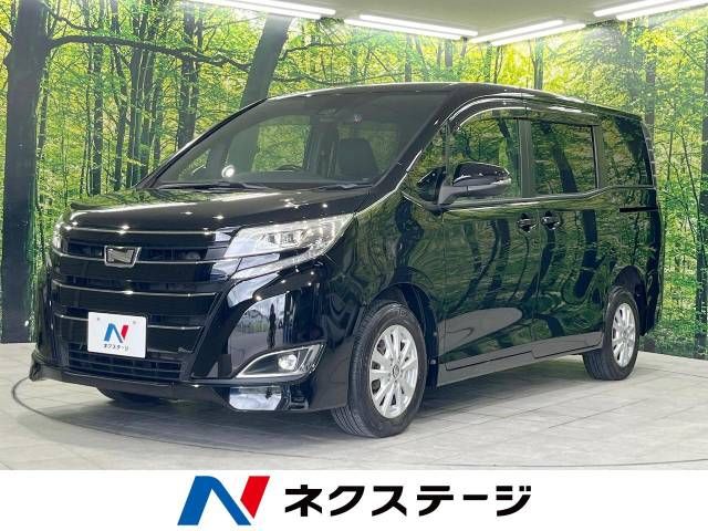 TOYOTA NOAH 4WD 2017