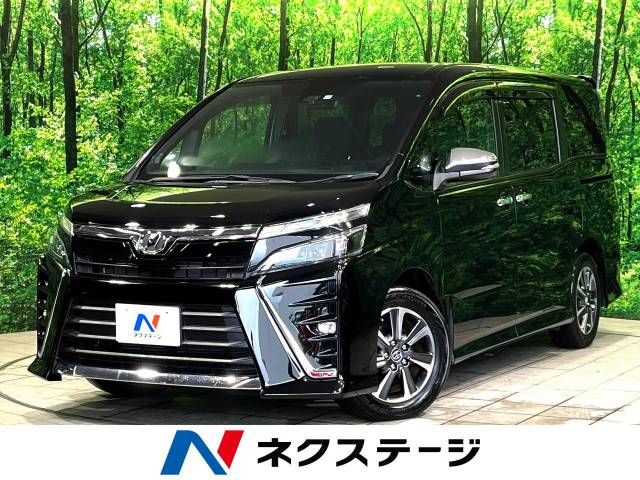 TOYOTA VOXY 2018