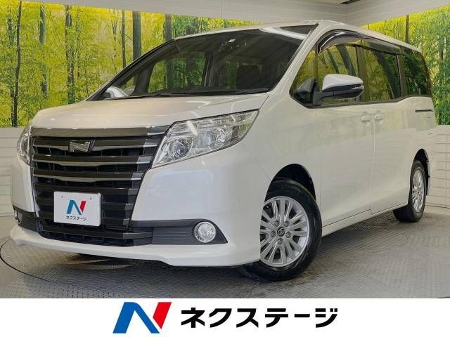 TOYOTA NOAH 2015