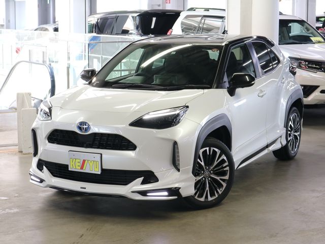 TOYOTA YARIS CROSS HYBRID 2023