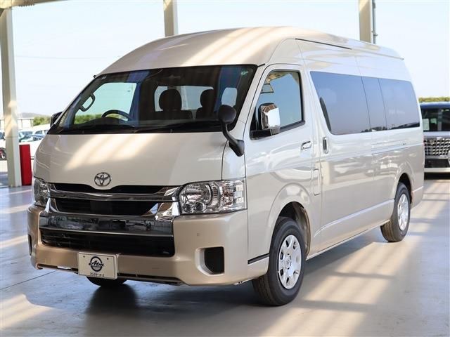 TOYOTA HIACE wagon 4WD 2024