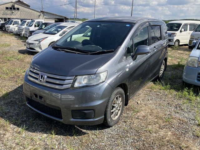 HONDA FREED Spike 2011