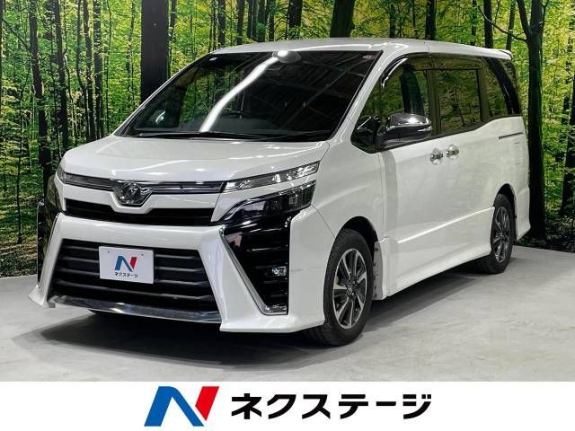 TOYOTA VOXY 2018