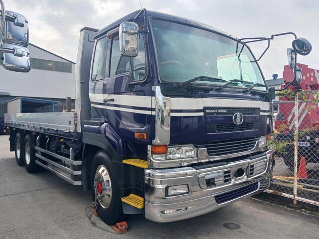 UD Trucks QUON 2005