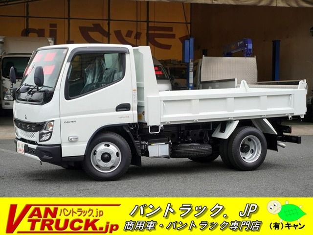 MITSUBISHI CANTER 2024