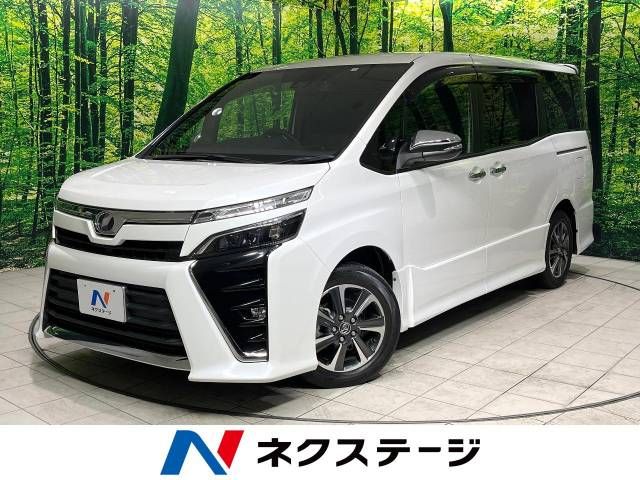 TOYOTA VOXY 2018