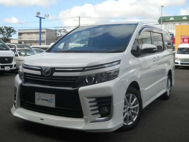 TOYOTA VOXY 4WD 2016