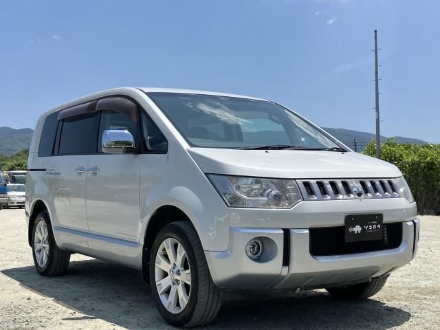 MITSUBISHI DELICA D:5 4WD 2009