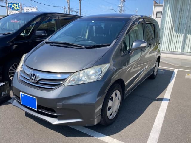 HONDA FREED 2012