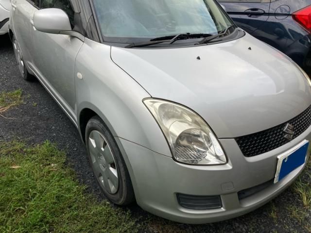 SUZUKI SWIFT 2010