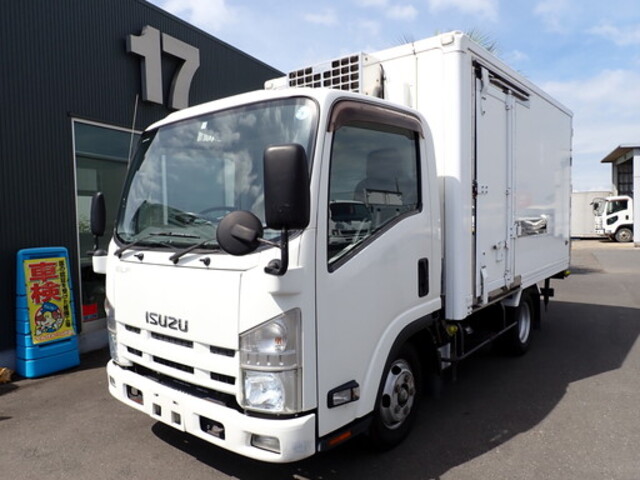 Isuzu ELF 2013