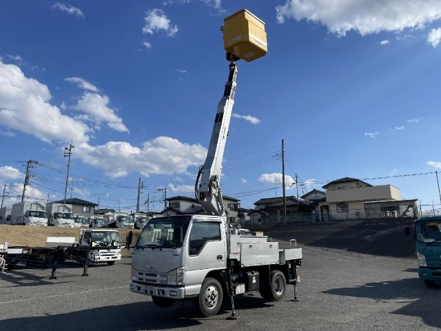 Isuzu ELF 2009