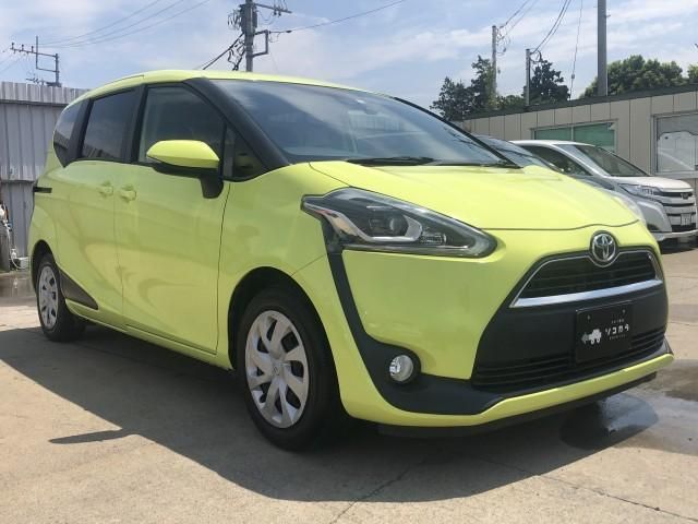 TOYOTA SIENTA 2016