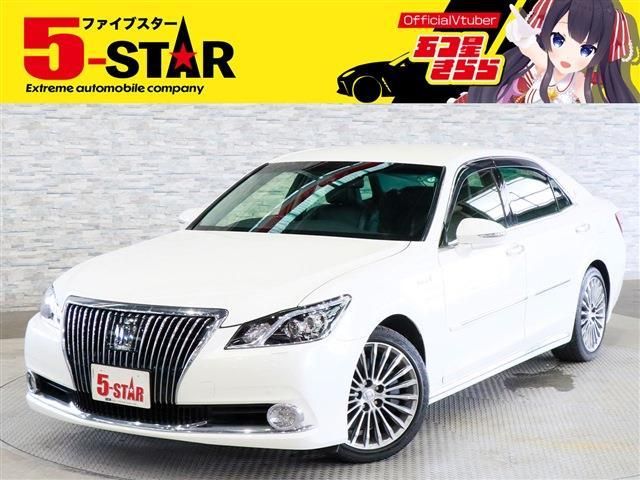 TOYOTA CROWN MAJESTA HYBRID 2014