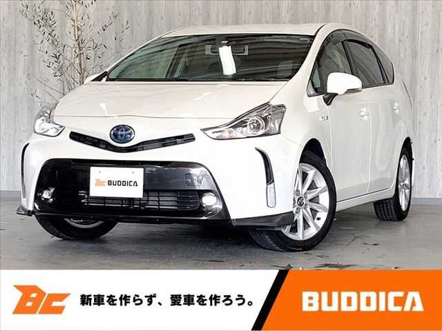 TOYOTA PRIUS ALPHA 2015