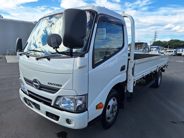 Hino DUTRO 2018