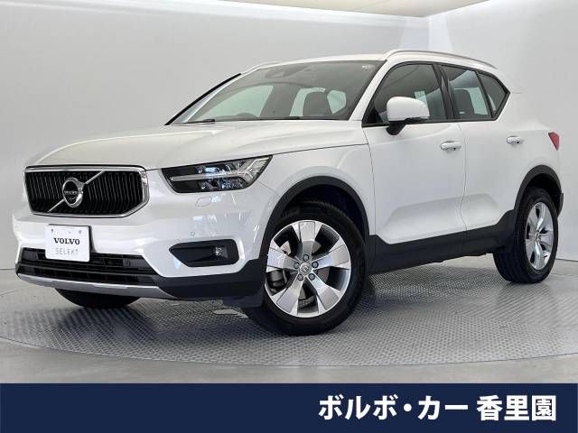 VOLVO XC40 2021