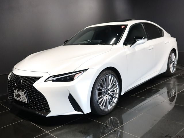 TOYOTA LEXUS IS300 2023